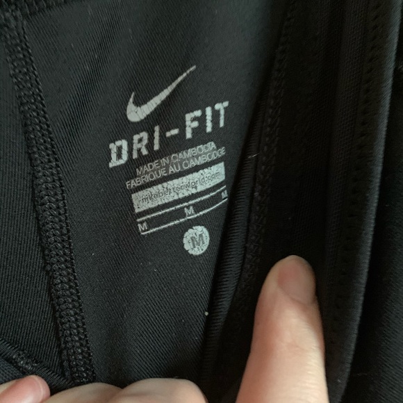 Nike running Size medium carpi pants Black Crop - Picture 4 of 8